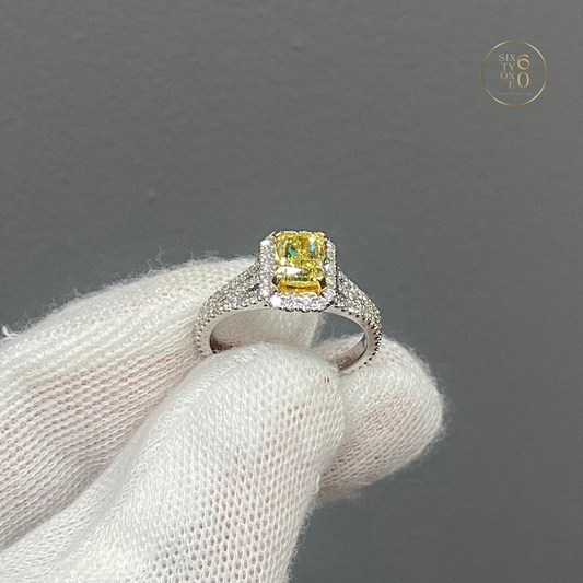 Yellow Diamond Ring | Princess + Round Cut Diamonds